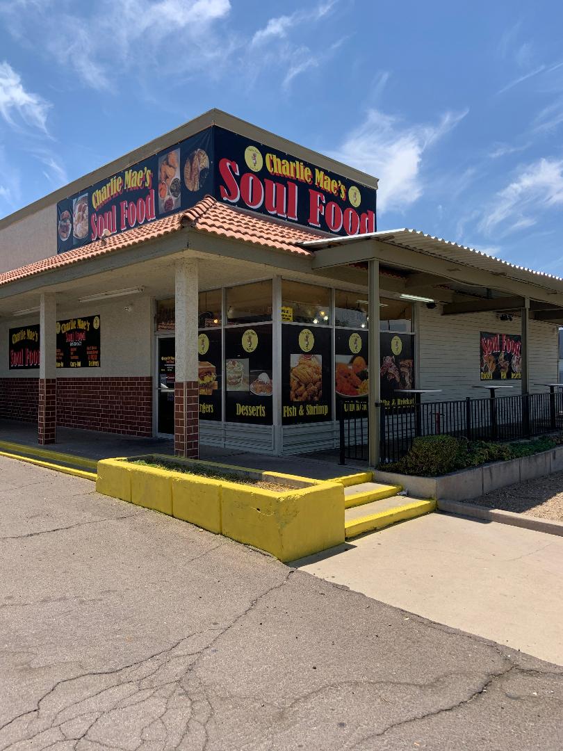 Charlie Mae's Soul Food 2019 W Bethany Home Rd, Phoenix, AZ 85015, USA