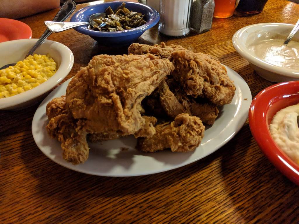 Babe's Chicken Dinner House | 1006 W Main St, Carrollton, TX 75006, USA