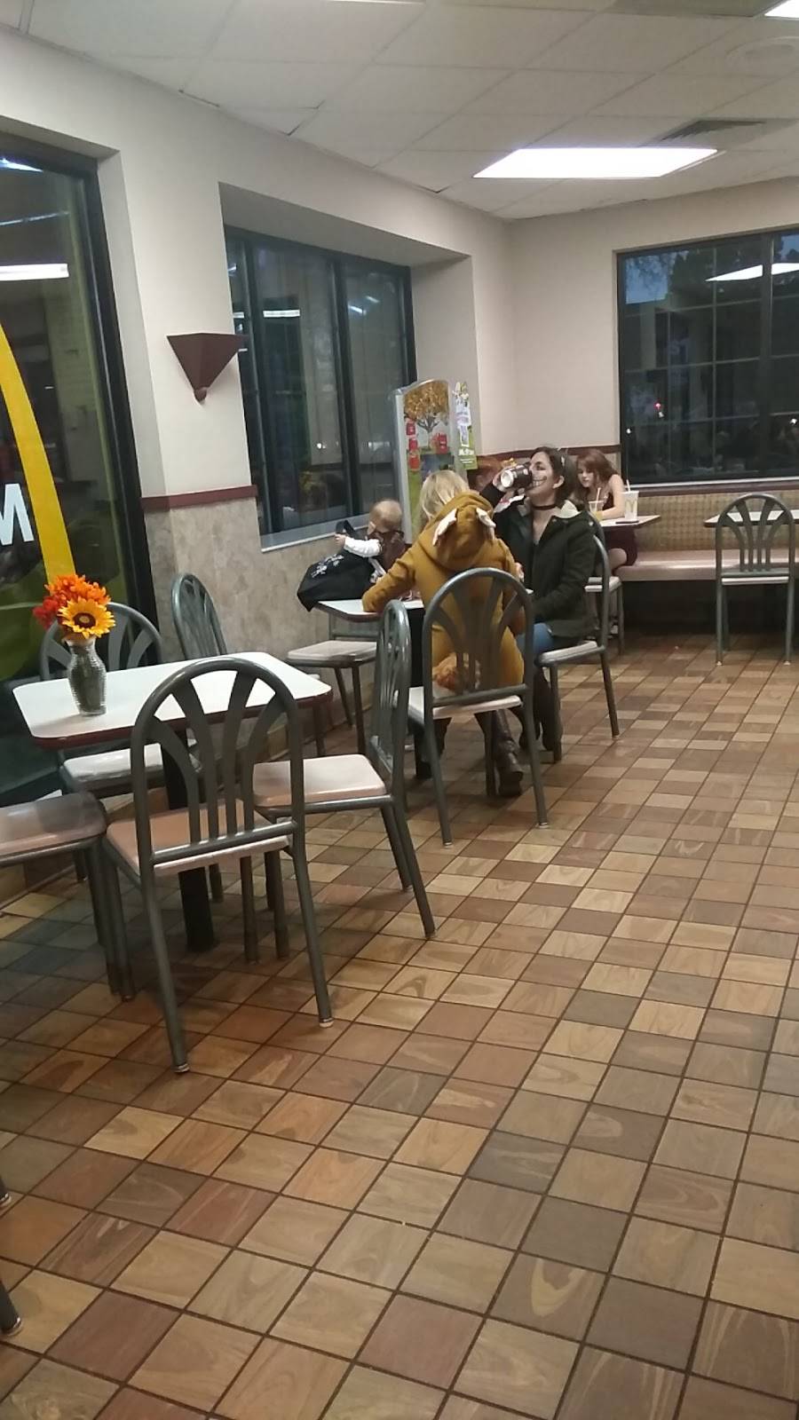 McDonalds | cafe | 5770 W 88th Ave, Westminster, CO 80030, USA | 3034285330 OR +1 303-428-5330
