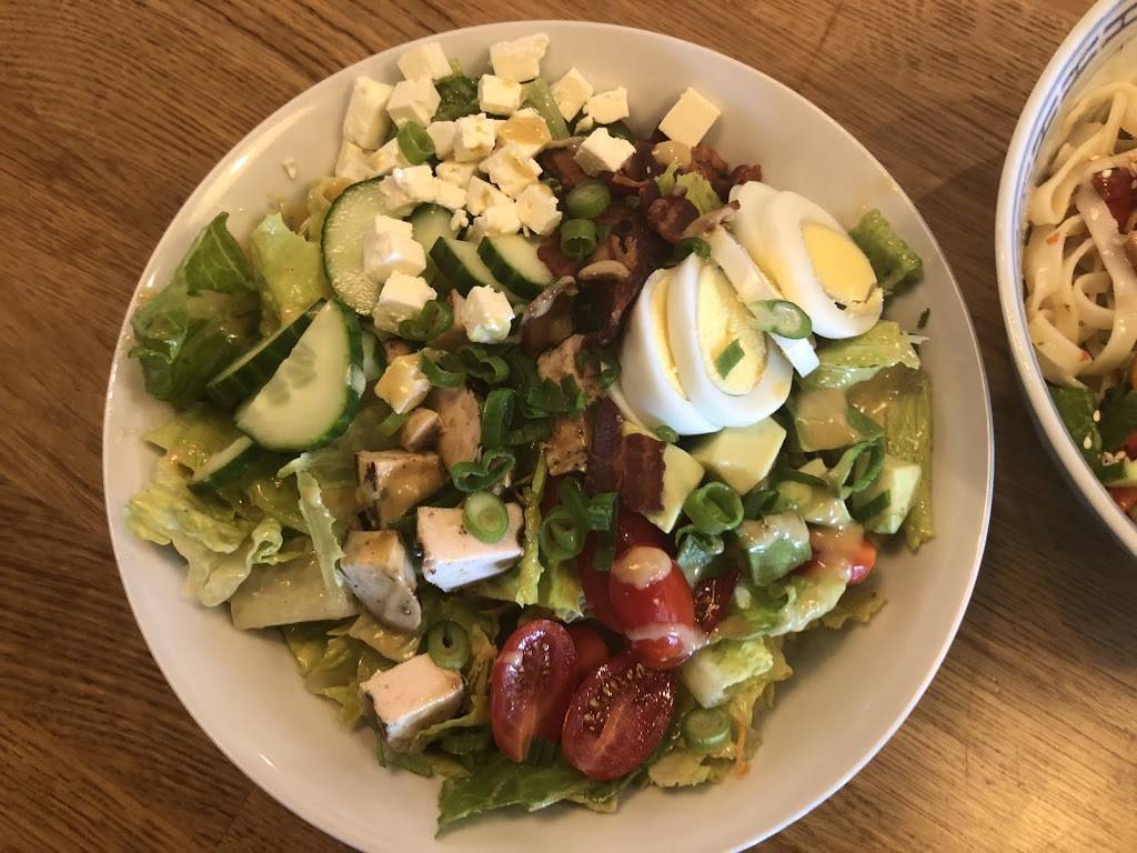 3 Soeurs | restaurant | 3693 Boul Saint-Jean, Dollard-des-Ormeaux, QC H9G 1X2, Canada | 5146753773 OR +1 514-675-3773