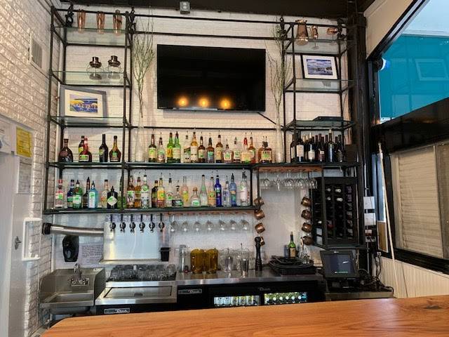 South Beach Grill | meal takeaway | 100 S Lumina Ave, Wrightsville Beach, NC 28480, USA | 9102564646 OR +1 910-256-4646