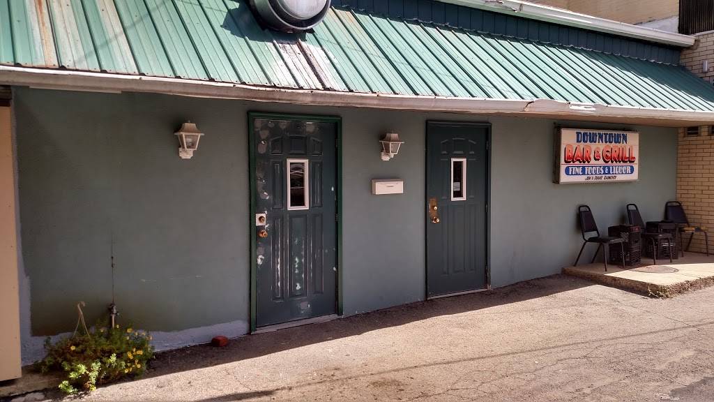 Downtown Bar & Grill | restaurant | 125 Templeton Way, Kittanning, PA 16201, USA | 7245482721 OR +1 724-548-2721
