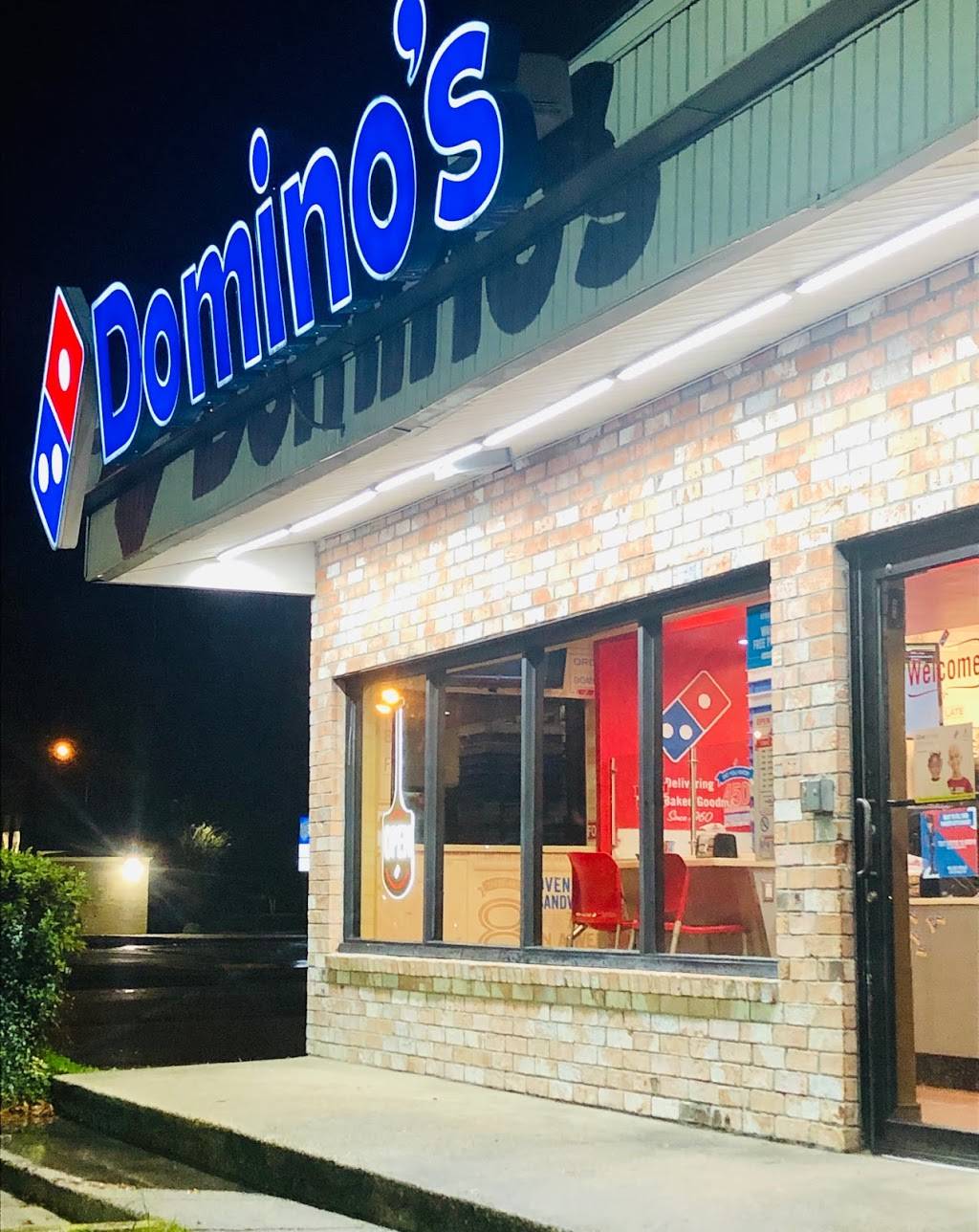 Dominos Pizza | meal delivery | 550 Old Spanish Trail, Slidell, LA 70458, USA | 9856461311 OR +1 985-646-1311