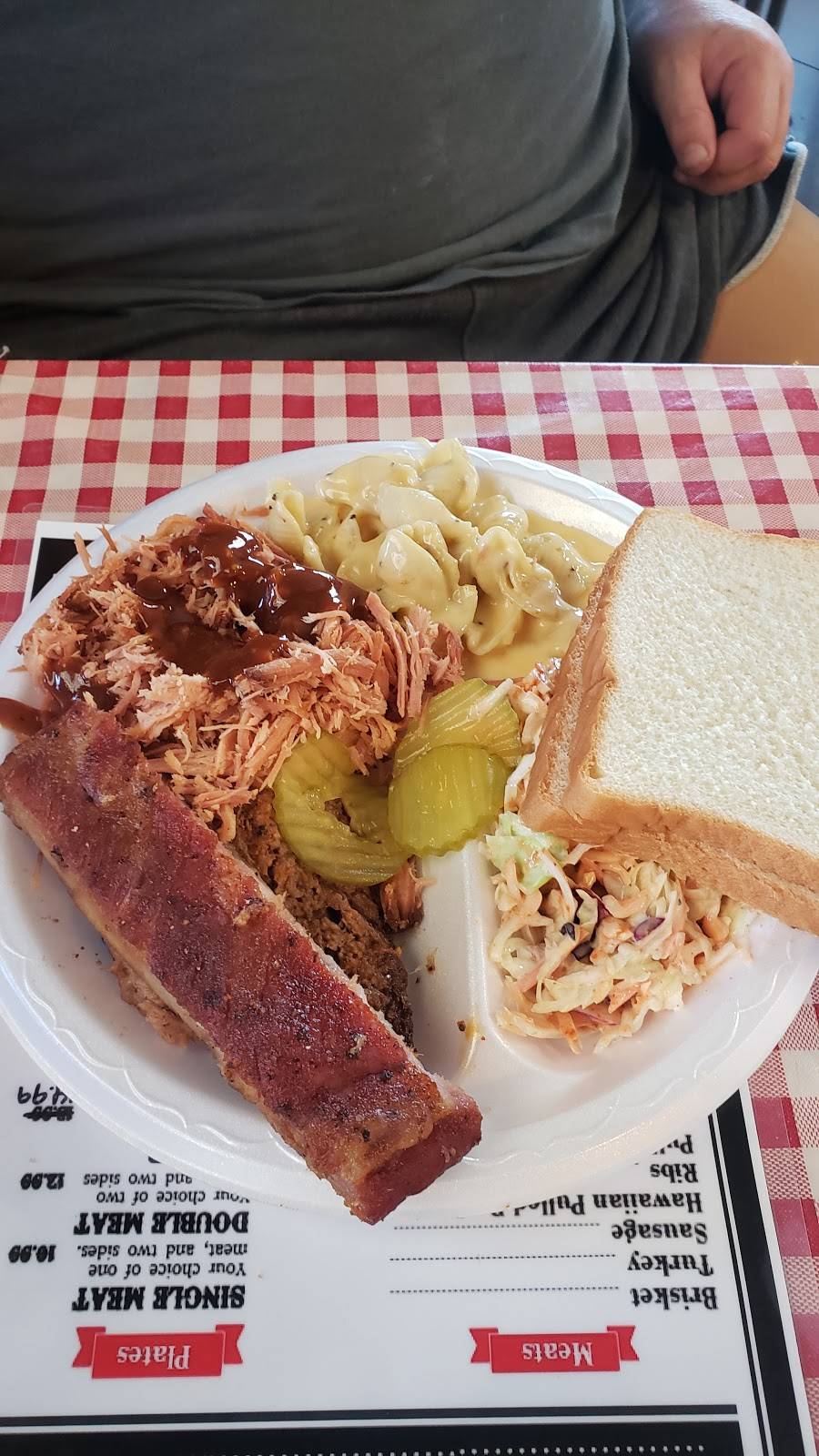 Triple B's Smokehouse Restaurant 10600 N River Crossing, Woodway