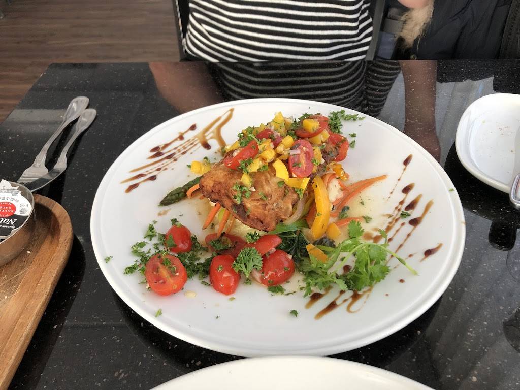 Table 09 | restaurant | 9 Place Frontenac, Pointe-Claire, QC H9R 4Z7, Canada | 5146950620 OR +1 514-695-0620