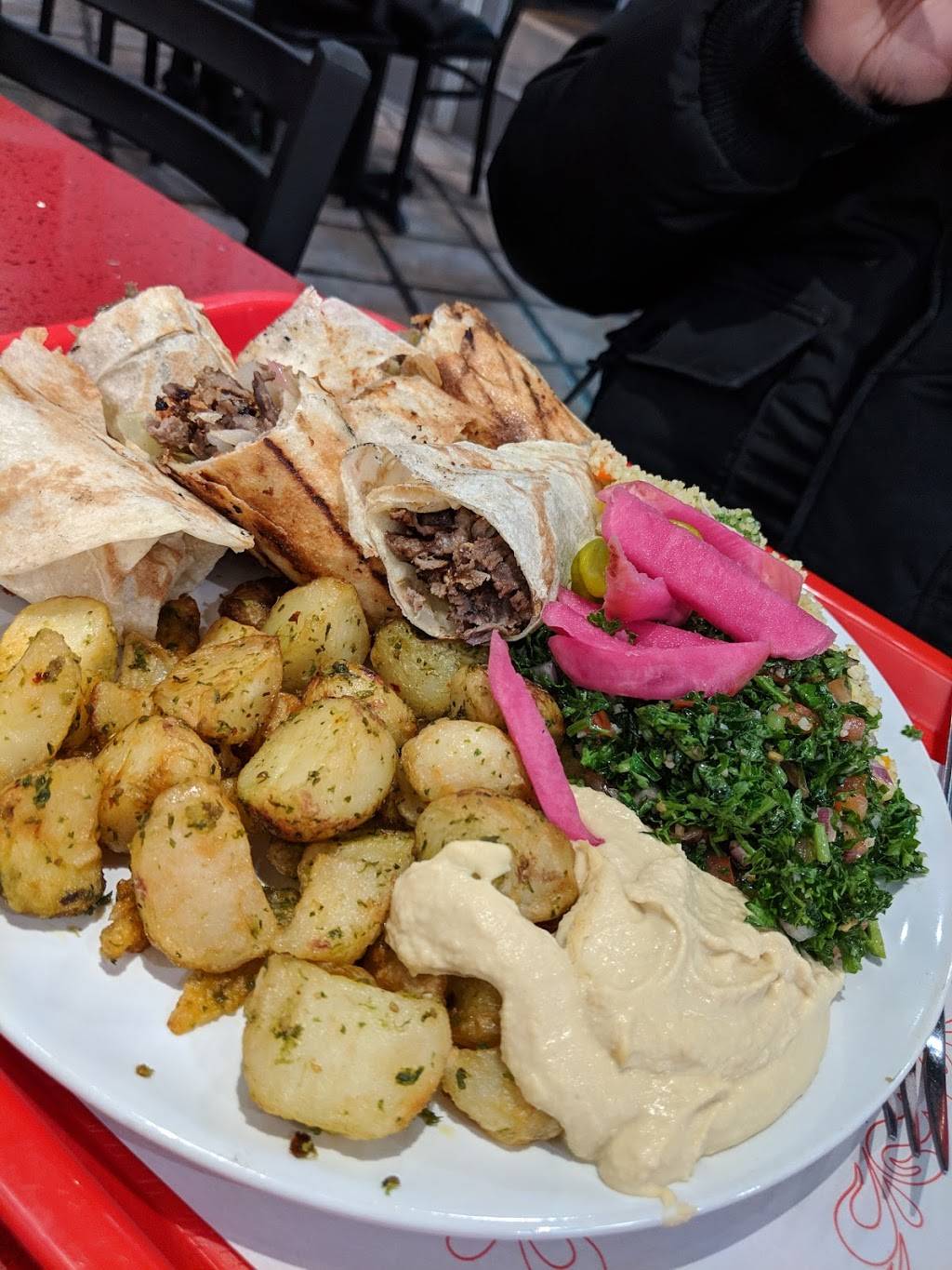 Jasmine Al Sham | restaurant | 3689 Boul Saint-Jean, Dollard-des-Ormeaux, QC H9G 1X2, Canada | 5143053030 OR +1 514-305-3030