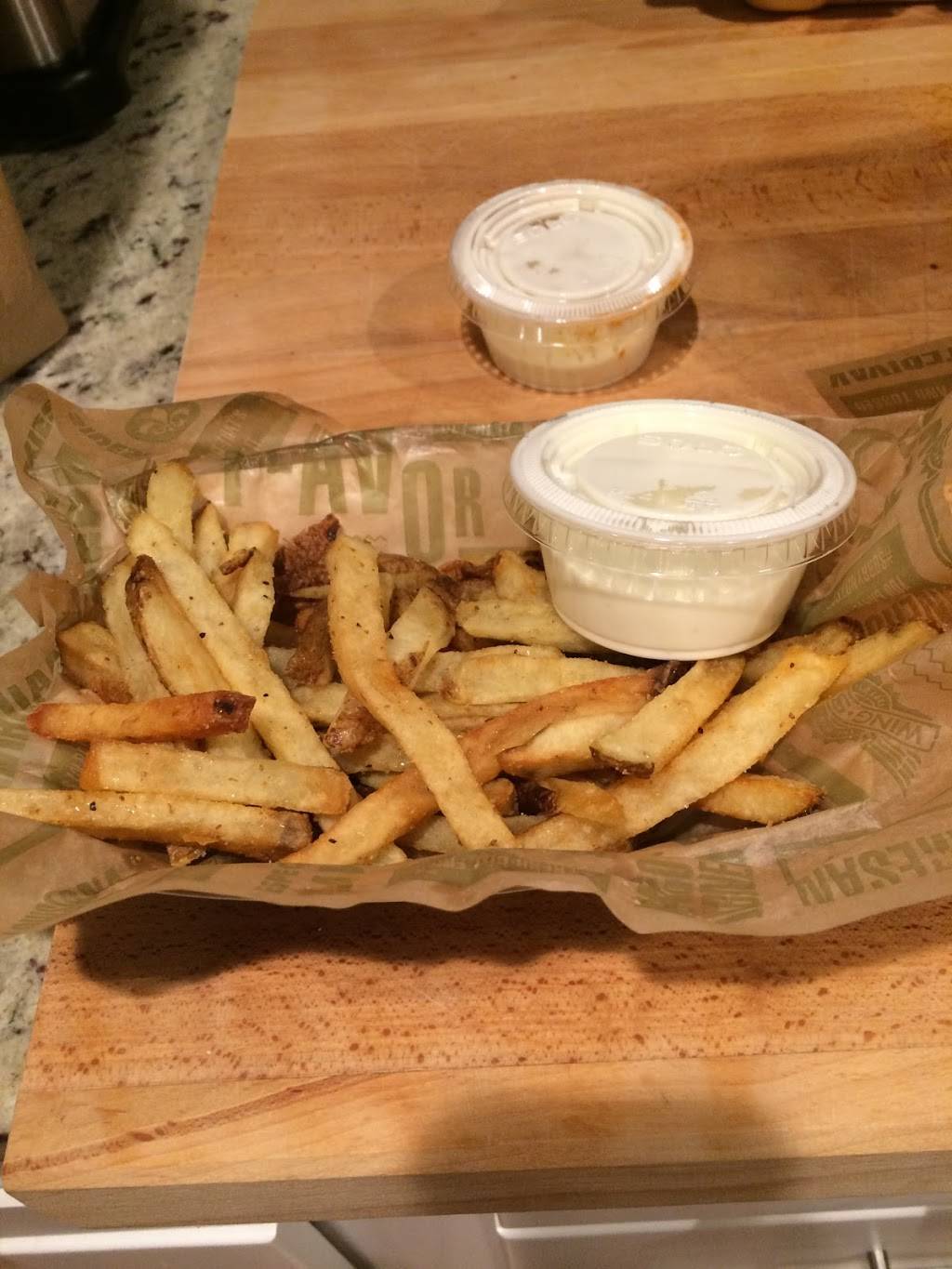 Wingstop Restaurant 624 Tyvola Rd 101, Charlotte, NC 28217, USA