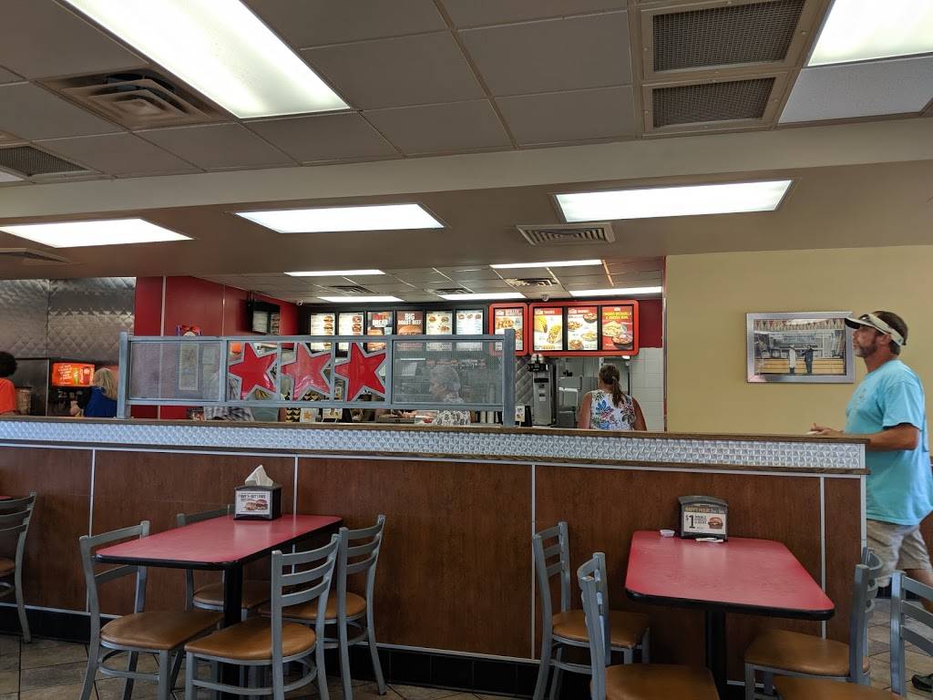 Hardees | restaurant | 148 Tennessee Ave N, Parsons, TN 38363, USA | 7318472424 OR +1 731-847-2424
