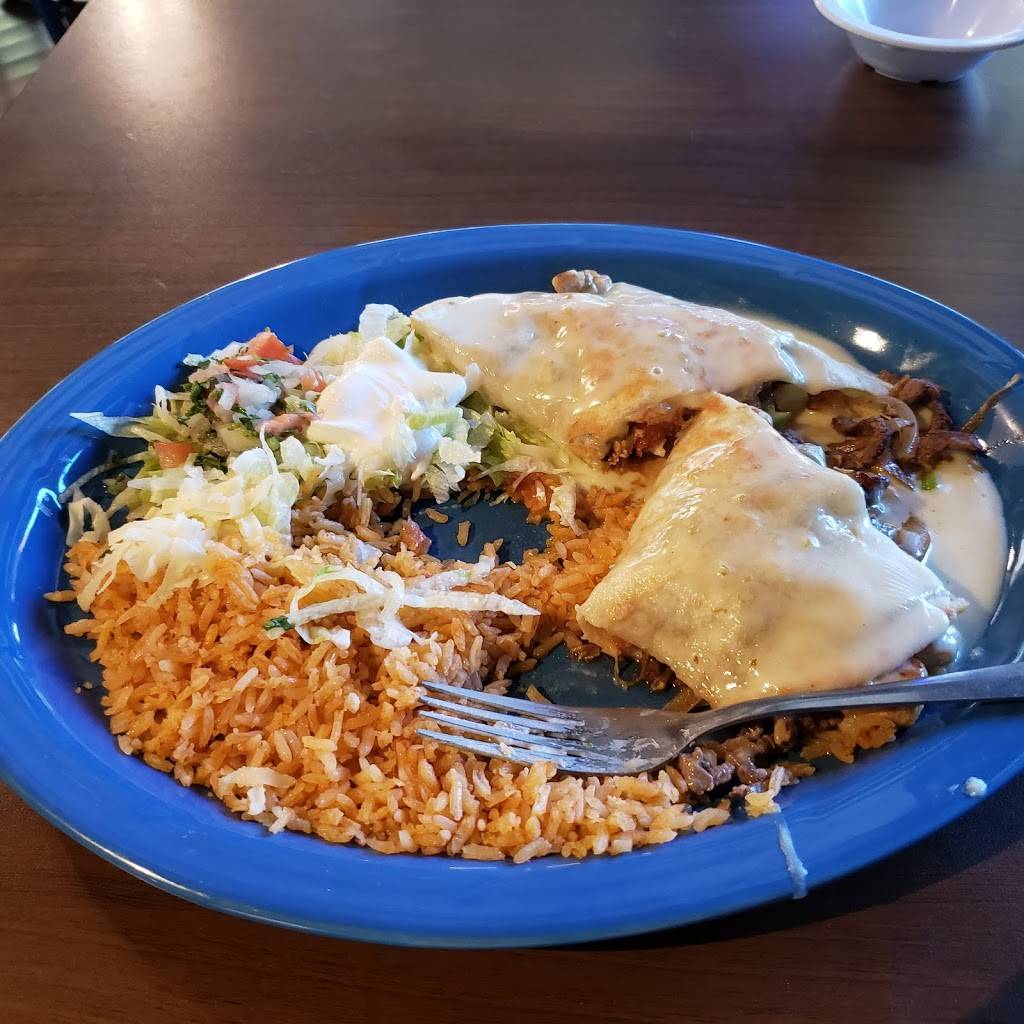 Pacos Mexican Restaurant | restaurant | 229 Lake Side Dr, Jenkins, KY 41537, USA | 6062121237 OR +1 606-212-1237