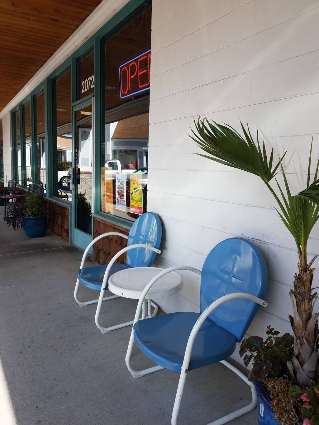 Penny's Diner 2072 Nevada City Hwy, Grass Valley, CA 95945, USA