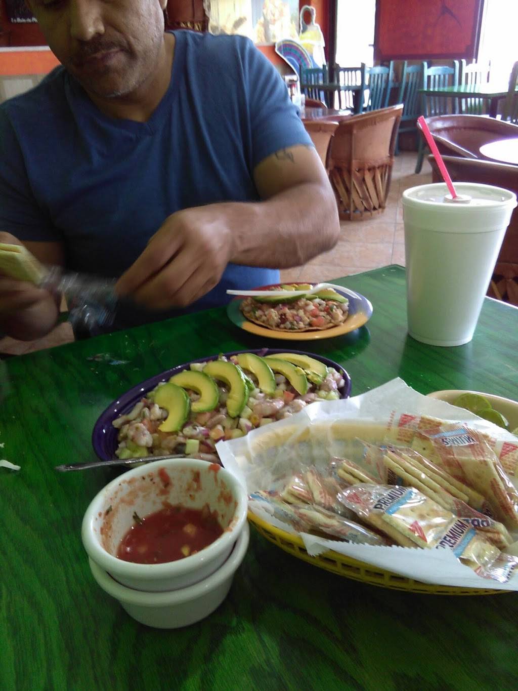 Mariscos Las Islitas Restaurant 11111 Main St Lamont Ca 93241 Usa 9391