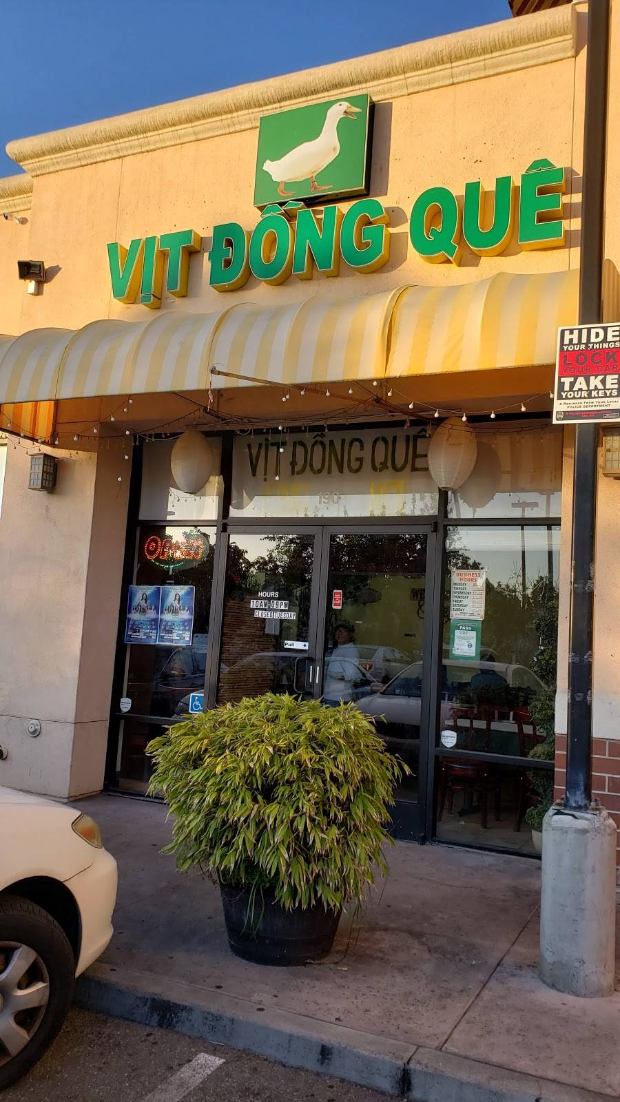 Vit Dong Que | restaurant | 1143 Story Rd #190, San Jose, CA 95122, USA | 6692427131 OR +1 669-242-7131