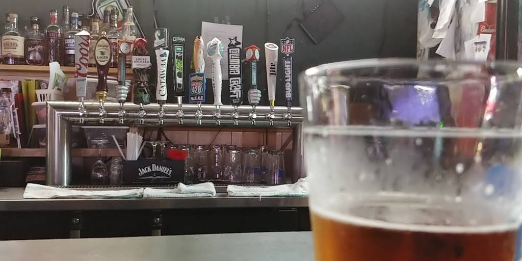 Calloways Sports Bar & Grill | restaurant | 2410 Augusta Rd, West Columbia, SC 29169, USA | 8039261199 OR +1 803-926-1199