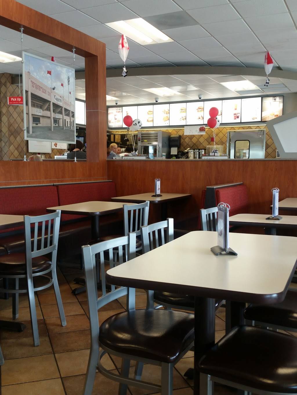 Chick-fil-A - Restaurant | 2945 E 53rd St, Davenport, IA 52807, USA