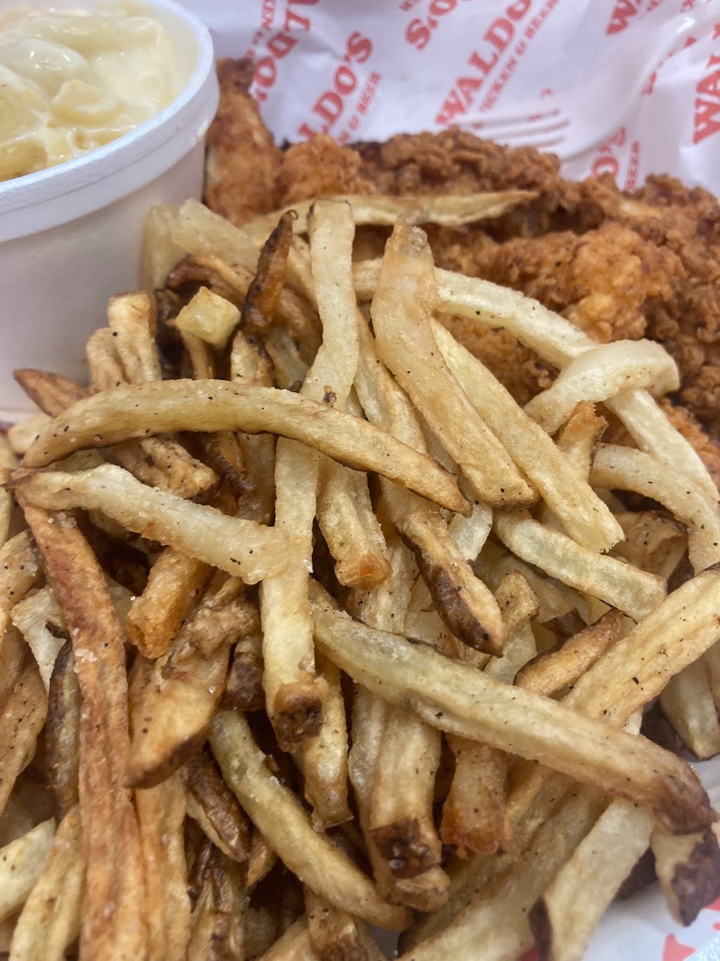 Waldos Chicken & Beer - Dothan | restaurant | 4700 W Main St, Dothan, AL 36305, USA | 3348287121 OR +1 334-828-7121