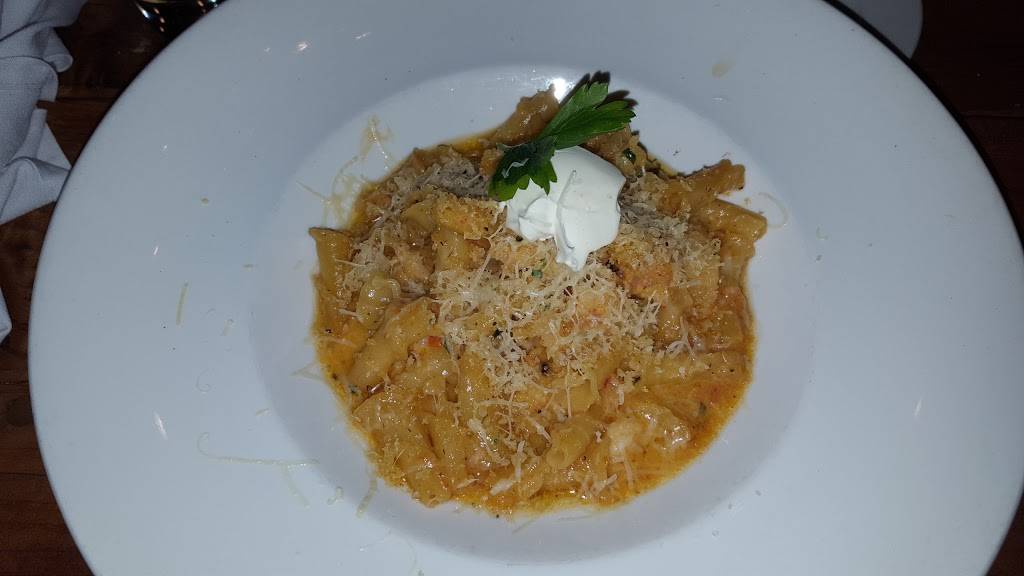 Gino's Pizza, Pasta & Co Restaurant 4624 SW 320th St, Federal Way
