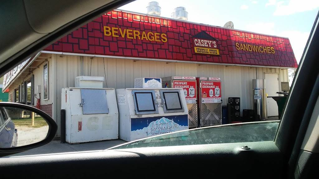 Caseys | meal takeaway | 108 W 8th St, Wood River, NE 68883, USA | 3085832072 OR +1 308-583-2072