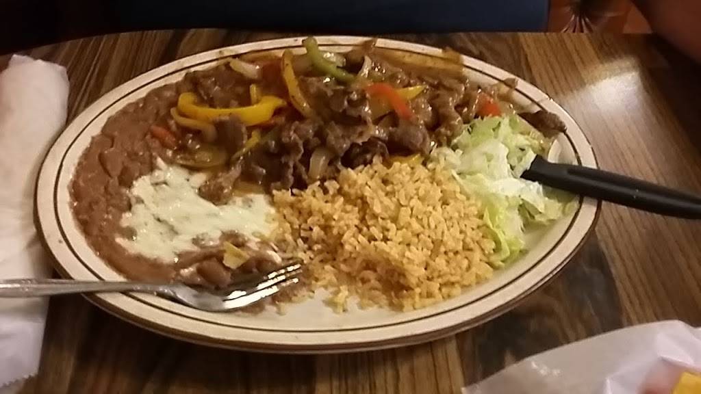Mexico Lindo At Foxworthy | restaurant | 1415 Foxworthy Ave, San Jose, CA 95118, USA | 4089787244 OR +1 408-978-7244