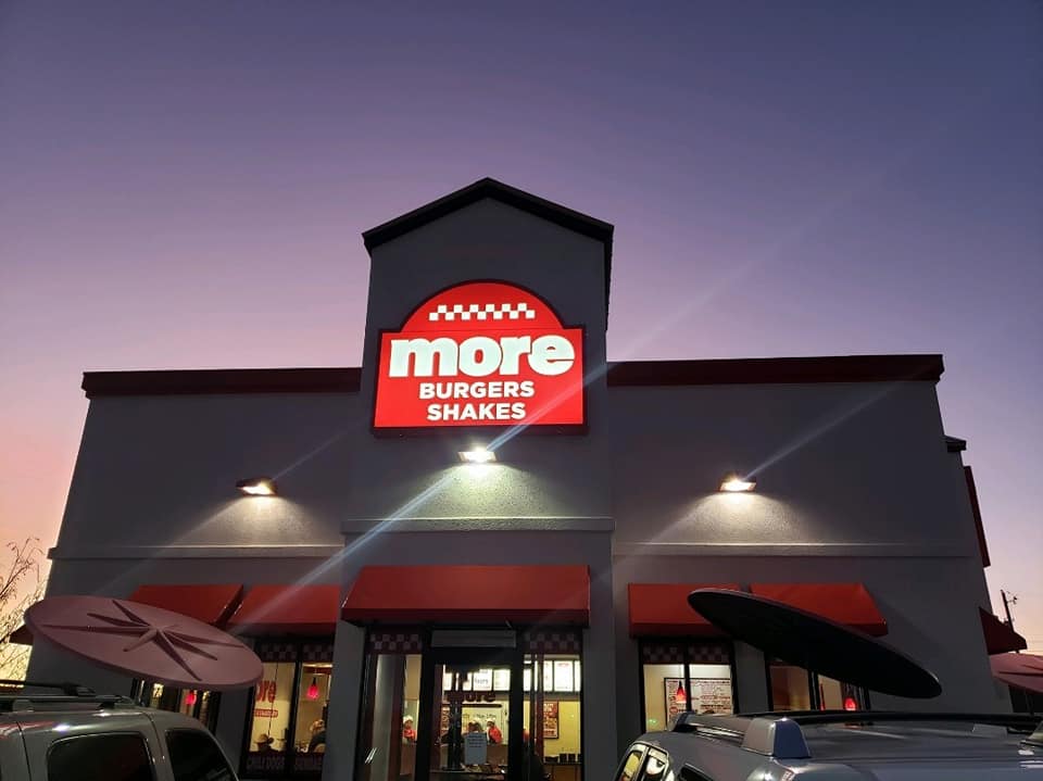 More Burgers and Shakes Riverton | restaurant | 122 S 2nd St E, Riverton, WY 82501, USA | 3074630344 OR +1 307-463-0344