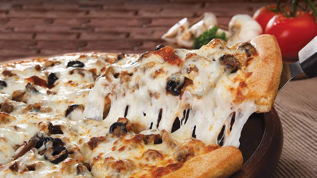 Godfathers Pizza | meal delivery | 200 SE Gateway Dr #111, Grimes, IA 50111, USA | 5159862228 OR +1 515-986-2228