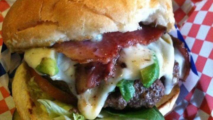 Grill-A-Burger | restaurant | 73091 Country Club Dr, Palm Desert, CA 92260, USA | 7603468170 OR +1 760-346-8170