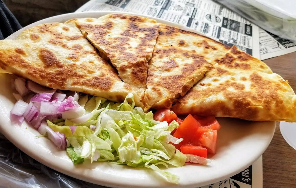 The Village Pump | restaurant | 103 W Lakeshore Dr, Kelleys Island, OH 43438, USA | 4197462281 OR +1 419-746-2281