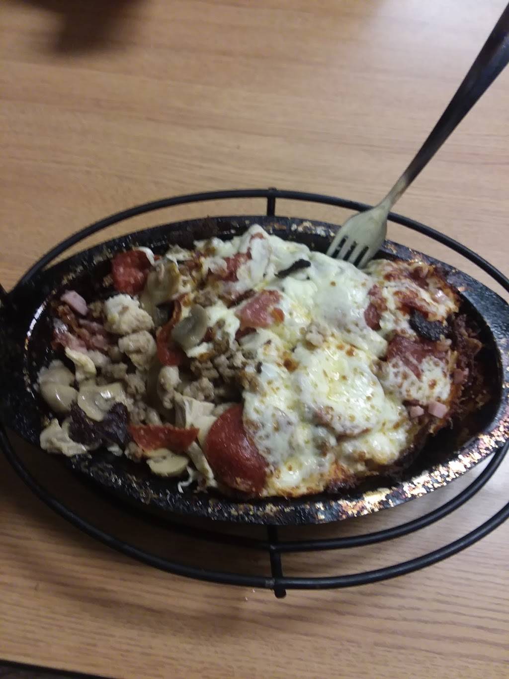 Pizza Plus | restaurant | 6912 Duffield-Pattonsville Rd., Duffield, VA 24244, USA | 2764311515 OR +1 276-431-1515