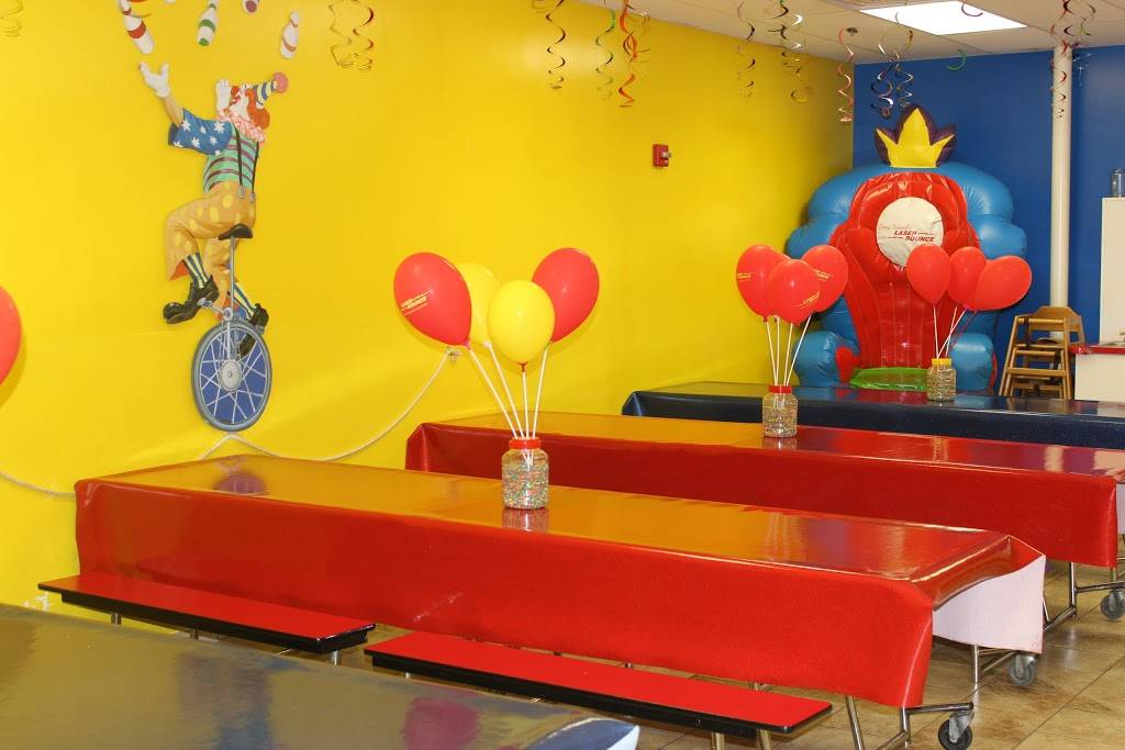 Laser Bounce Family Fun Center Meal takeaway 2710 Hempstead