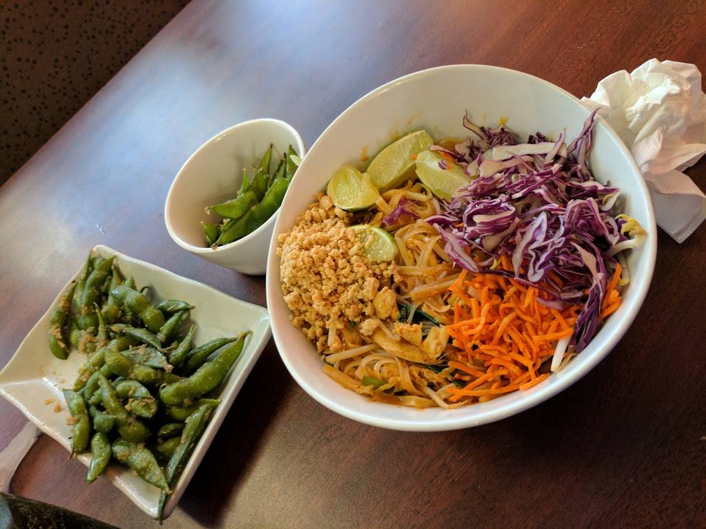 Chefs Choice Noodle Bar | meal delivery | 1534 19th St A, Bakersfield, CA 93301, USA | 6613251234 OR +1 661-325-1234