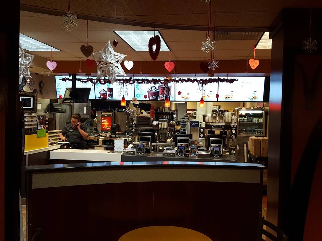 McDonalds | cafe | 600 Daron Dr, Palmer, AK 99645, USA | 9077460335 OR +1 907-746-0335