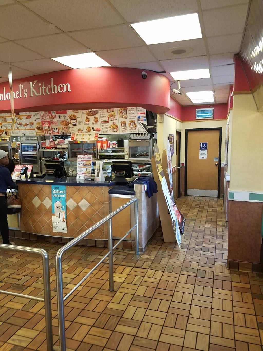 KFC | restaurant | 7272 E 14th St, Oakland, CA 94621, USA | 5106353100 OR +1 510-635-3100