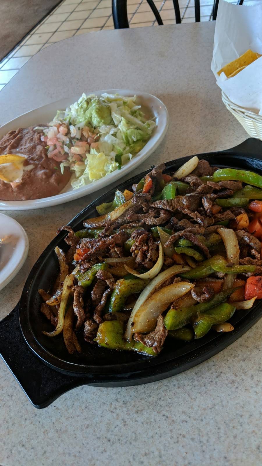 El Patio Mexican Restaurant 7622 Highland Rd, Waterford Twp, MI 48327, USA
