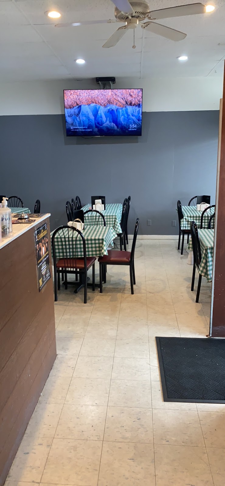 Jjs crabs soul food and seafood | restaurant | 304 N Main St, Spring Valley, NY 10977, USA | 8456752761 OR +1 845-675-2761