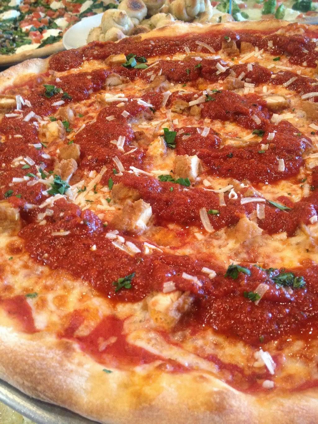 Doms NY Style Pizzeria | meal delivery | 218 W Market St, Wilmington, DE 19804, USA | 3029987154 OR +1 302-998-7154