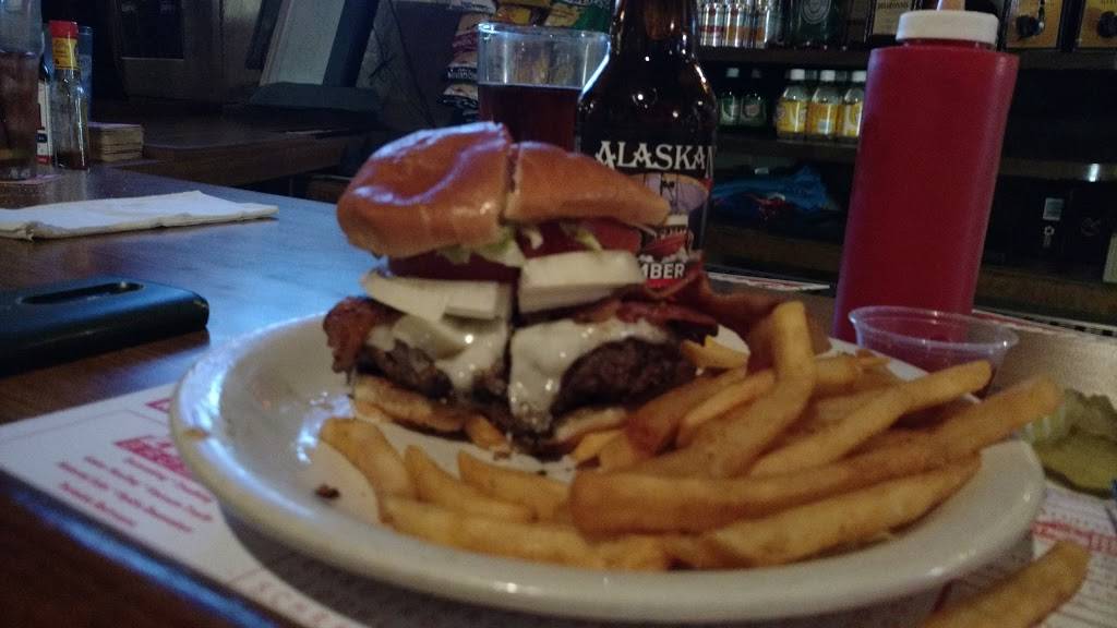 Olde Falls Inn | restaurant | 3452 Newark Rd, Zanesville, OH 43701, USA | 7404522300 OR +1 740-452-2300