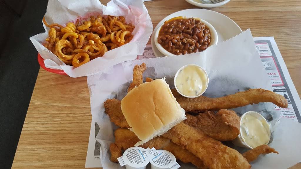 Big Eyed Fish | restaurant | 1502 N Wells St, Fort Wayne, IN 46808, USA | 2604203474 OR +1 260-420-3474