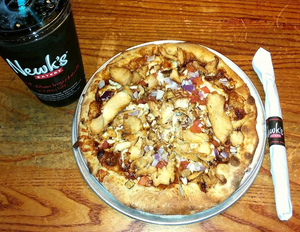 Newks Eatery | meal takeaway | 9261 Kingston Pike, Knoxville, TN 37922, USA | 8656925301 OR +1 865-692-5301