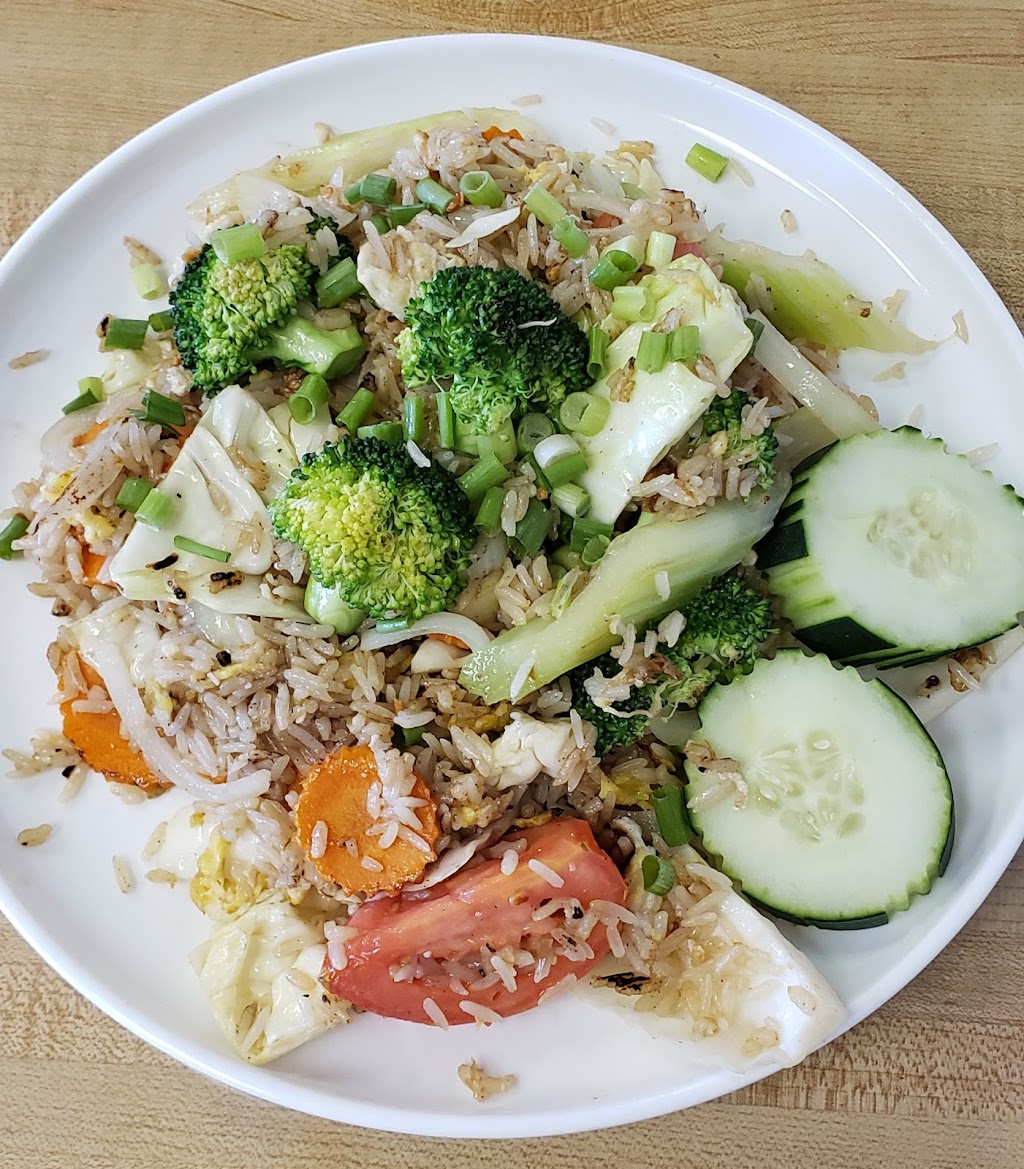 Hae Ha Thai Restaurant 1407 N Young St Suite D, Kennewick, WA 99336