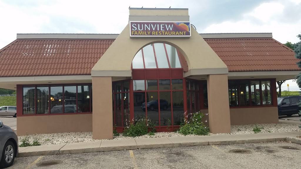 Sunview Restaurant | 827 Park Ave, Beaver Dam, WI 53916, USA