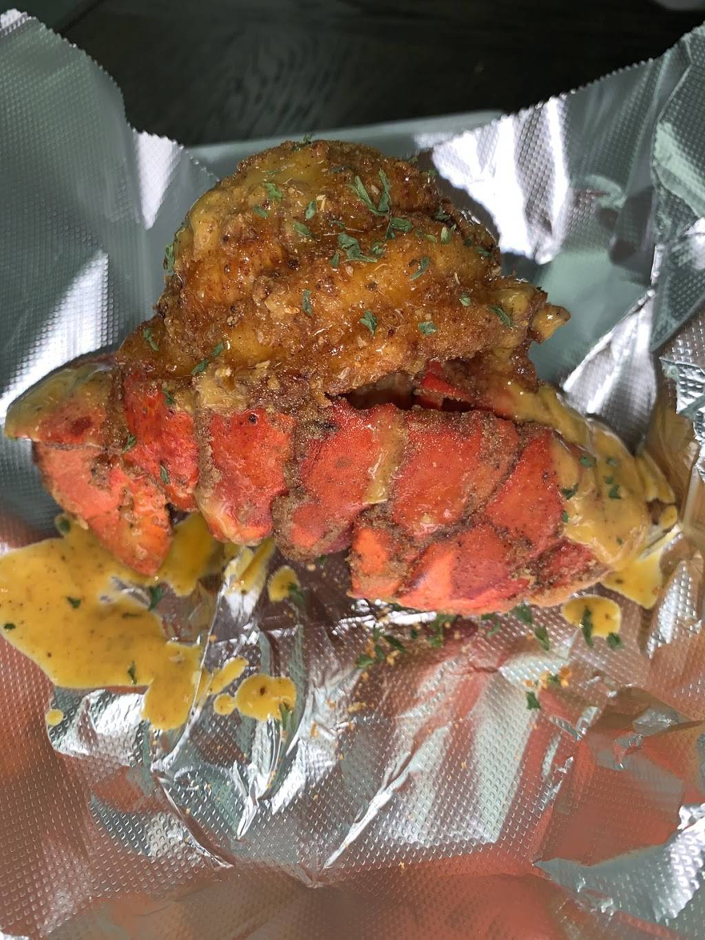 J&J’s CrabSpot | restaurant | 707 W Main St, Jamestown, NC 27282, USA | 3369058286 OR +1 336-905-8286