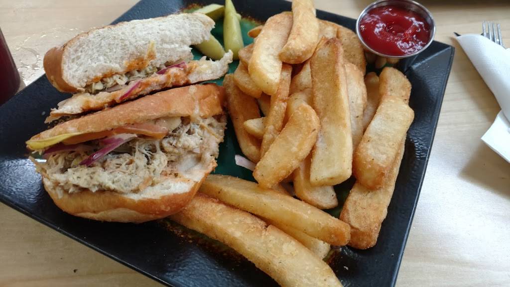 Simply Fresh | restaurant | 591 E Central Ave, Jamestown, TN 38556, USA | 9318793737 OR +1 931-879-3737
