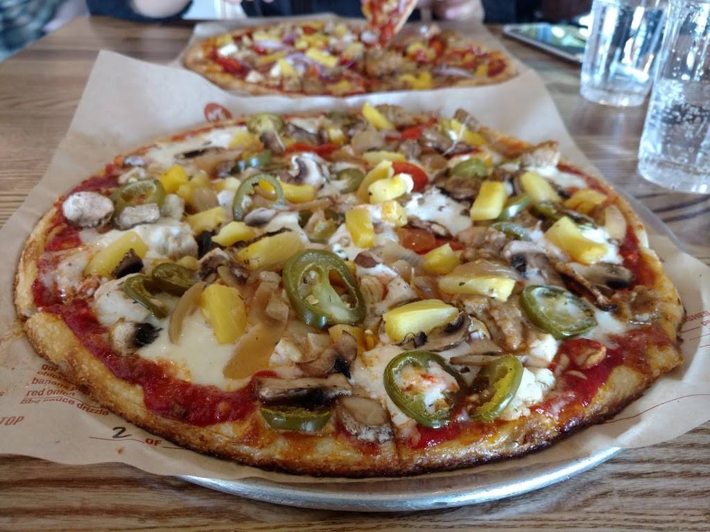 Blaze Pizza | meal takeaway | 13582 Whittier Blvd, Whittier, CA 90605, USA | 5623750490 OR +1 562-375-0490
