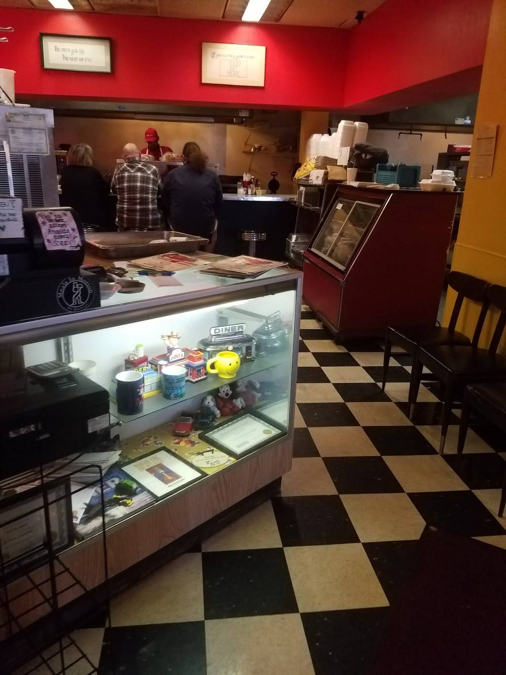 West Street Diner | restaurant | 2076 West St, Germantown, TN 38138, USA | 9017572191 OR +1 901-757-2191