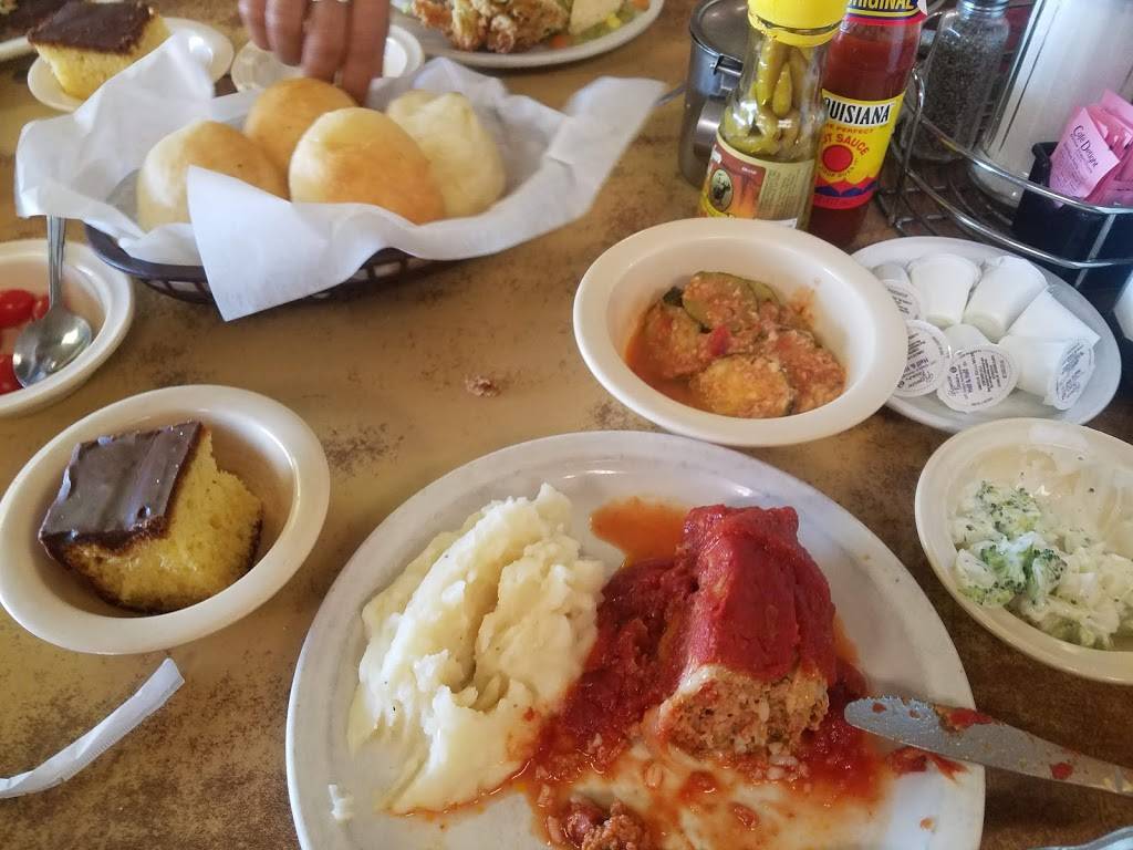 McClain’s Restaurant & Willows Club | restaurant | 115 N Seven Points Blvd, Seven Points, TX 75143, USA | 9034322169 OR +1 903-432-2169