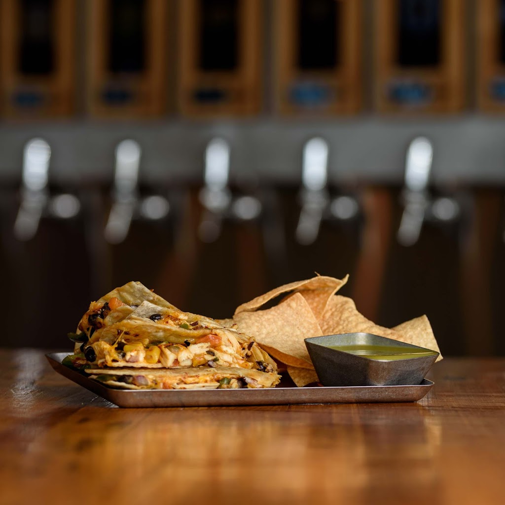 MID TAP | restaurant | 660 Arlington Creek Centre Blvd Suite D, Baton Rouge, LA 70820, USA | 2256636800 OR +1 225-663-6800