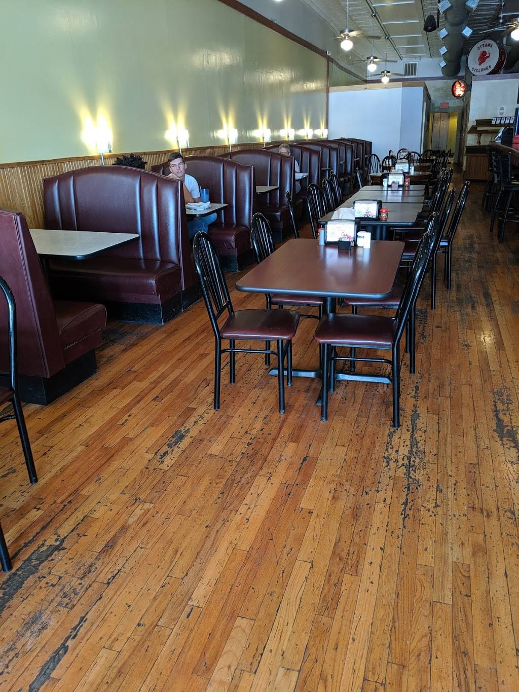 Pizza Time | meal delivery | 208 S Main St, Ottawa, KS 66067, USA | 7852428463 OR +1 785-242-8463