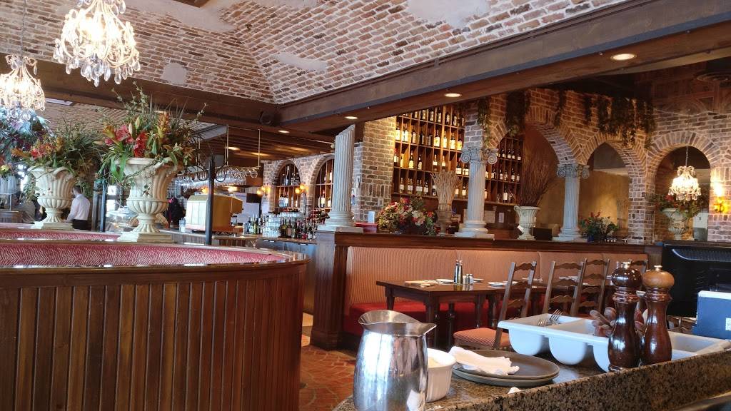 Scarolies Pasta Emporium | restaurant | 950 Boul Saint-Jean, Pointe-Claire, QC H9R 5N8, Canada | 5146948611 OR +1 514-694-8611