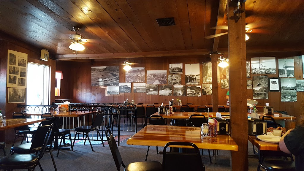 Dennys Pizza | meal delivery | 98 E 1st St, Coquille, OR 97423, USA | 5413963400 OR +1 541-396-3400