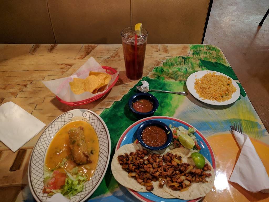 Salsas Mexican Restaurant | restaurant | 7630 W 44th Ave, Wheat Ridge, CO 80033, USA | 3034245099 OR +1 303-424-5099