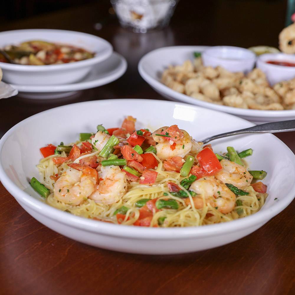 Olive Garden Italian Restaurant | meal takeaway | 1401 S Interstate 35, Georgetown, TX 78626, USA | 5126884235 OR +1 512-688-4235